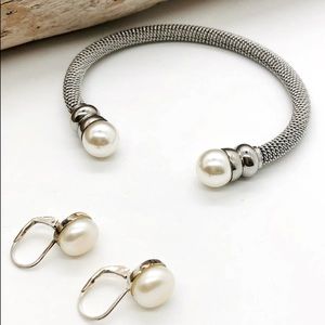 Vintage Silver Pearl Earrings & Mesh Cuff Bracelet 🤍